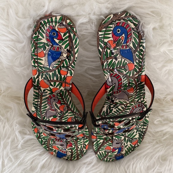 Tory Burch Women's Miller Printed Patent Leather Orange Something Wild Sandals - Picture 9 of 13